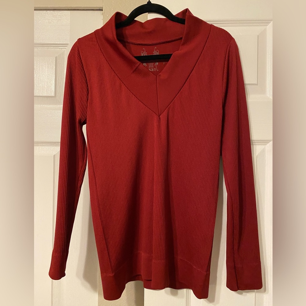 Red ribbed long-sleeve blouse
